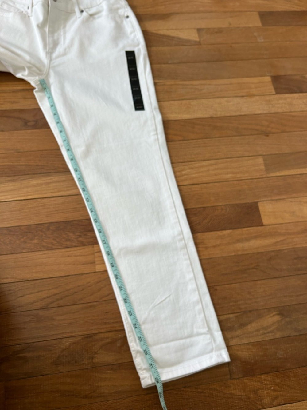 Banana Republic Factory White Straight Leg Jeans - Picture 8 of 10